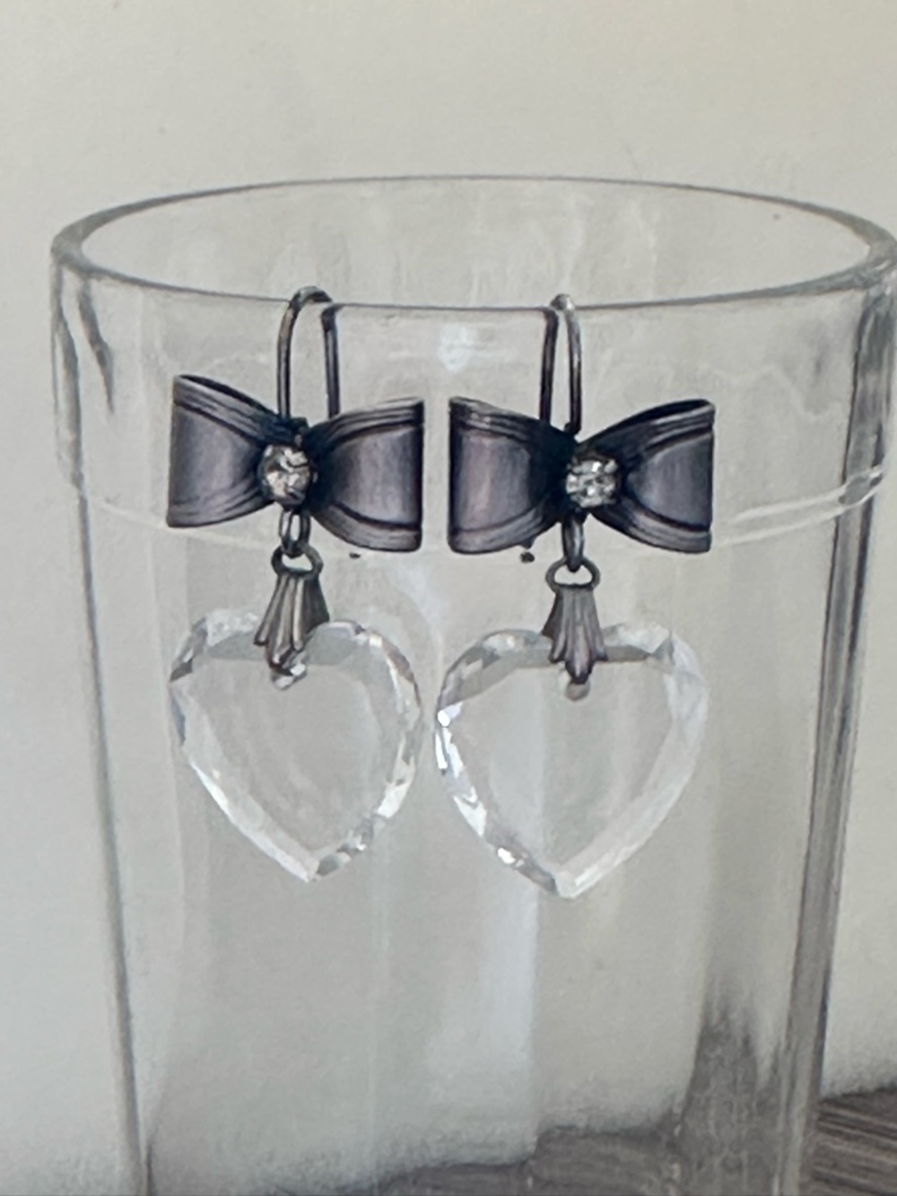 Avon Vintage 1980’s Silver-Tone Bow With Rhinestone and Crystal Heart Earrings